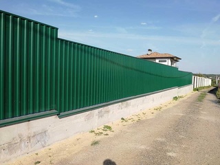 Профлист Grand Line C10В 0.45 Полиэстер двусторонний RAL 7016 Антрацитово-серый 2 - в «Монолит-Металлопрокат».